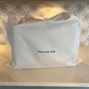 Freja Paloma Tote Black